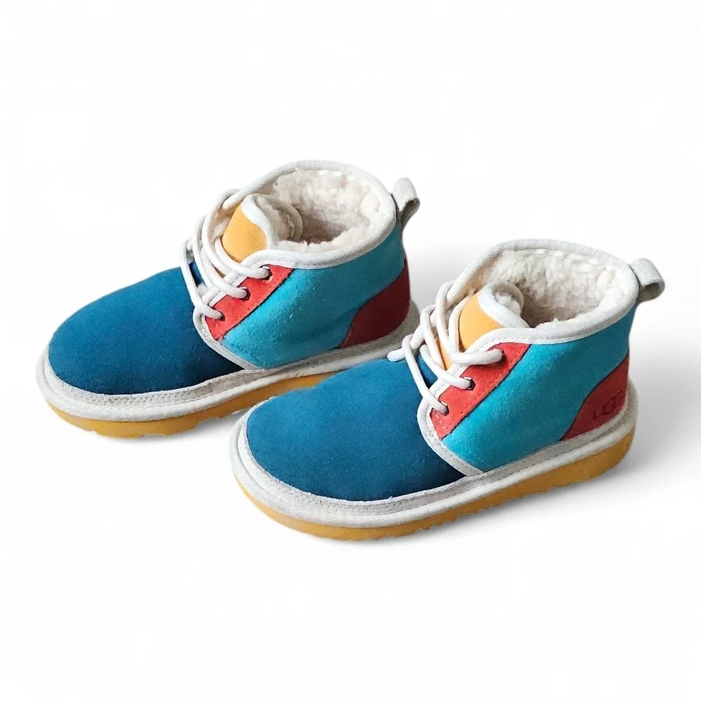 UGG Neumel Mashup chukka Kids Colorblock Suede Boots Size 13
